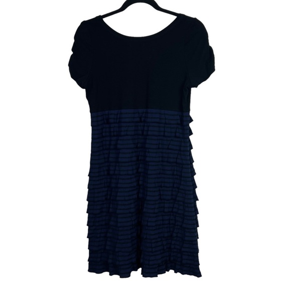 Veeko Black Blue Tiered Short Sleeve Dress Large - Picture 2 of 9